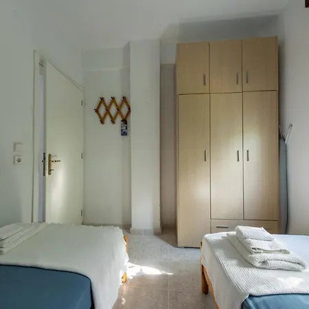 Spacious Seaside House Vakantiehuis